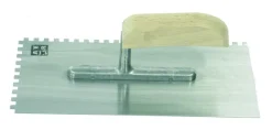 Discount Platresse modèle denté avec poignée en bois 280 x 130 mm Outils De Maçonnerie