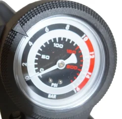Sale Pompe à pieds Alu Pro avec manomètre Accessoires Vélo