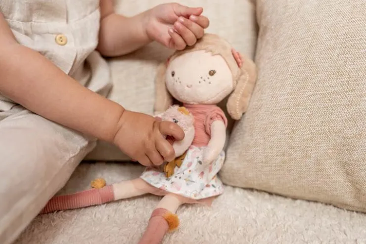 Poupée en peluche Anna - 35 cm Peluches Et Câlins